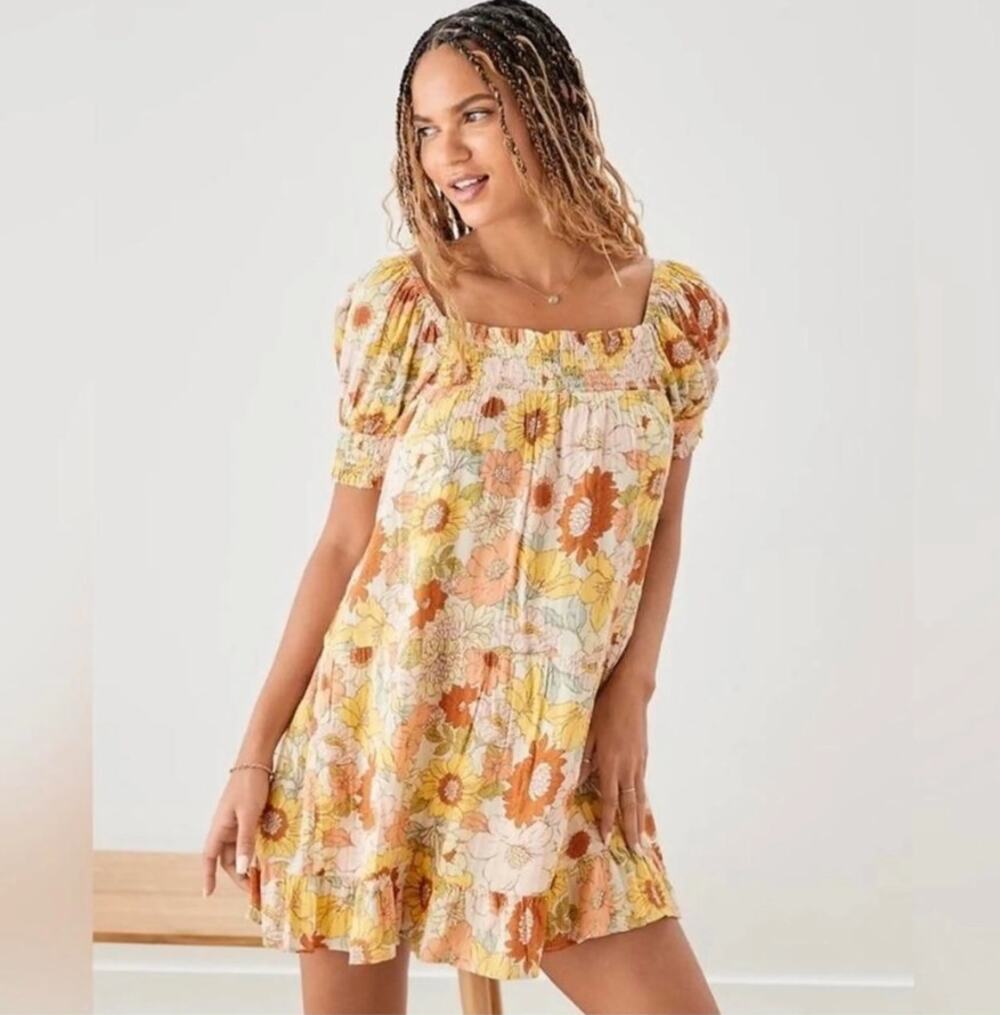 American Eagle Retro Floral Smocked Puff Sleeve Babydoll Mini Dress Cottagecore